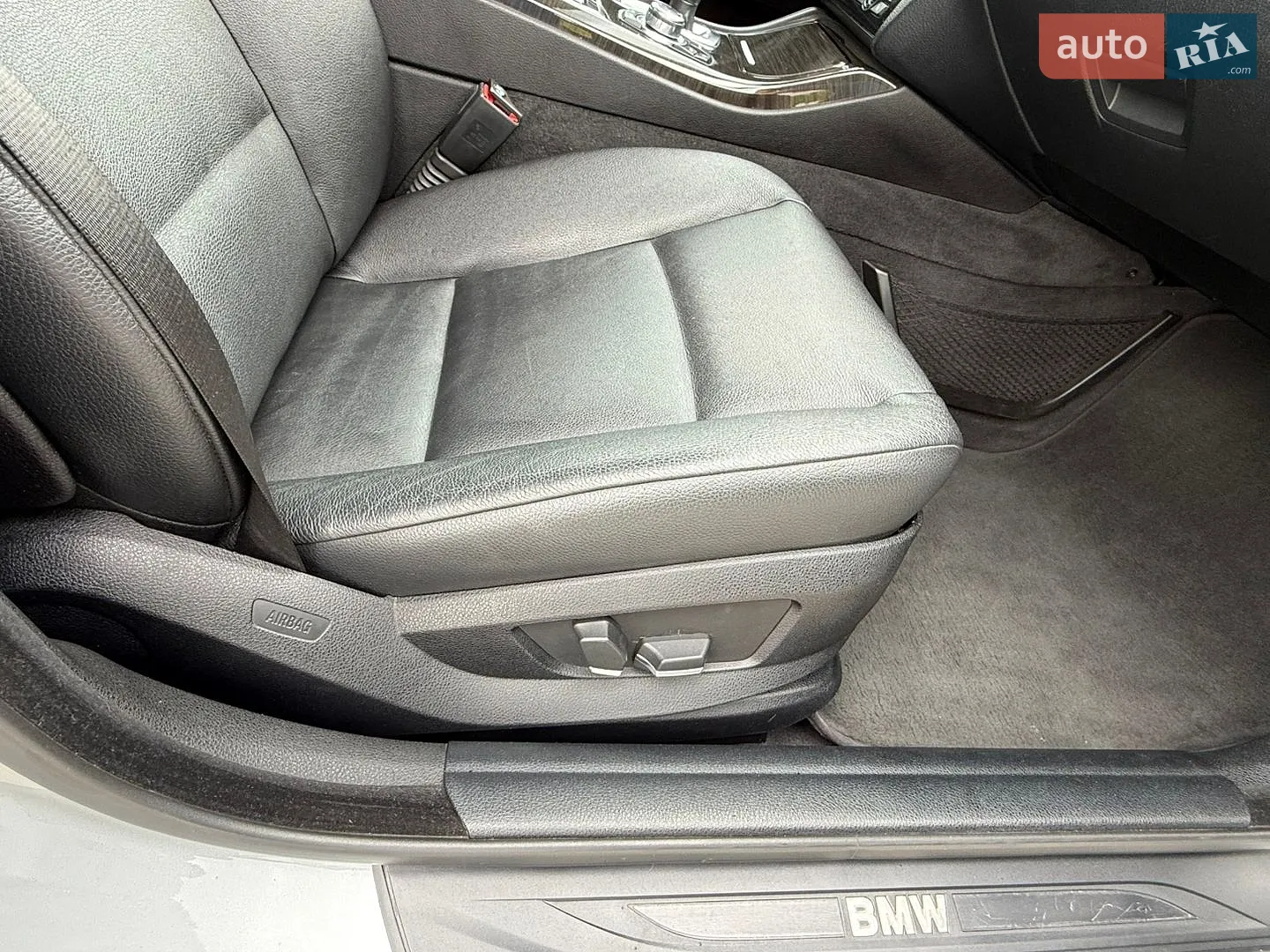 2011 BMW 5er - мініатюра 20