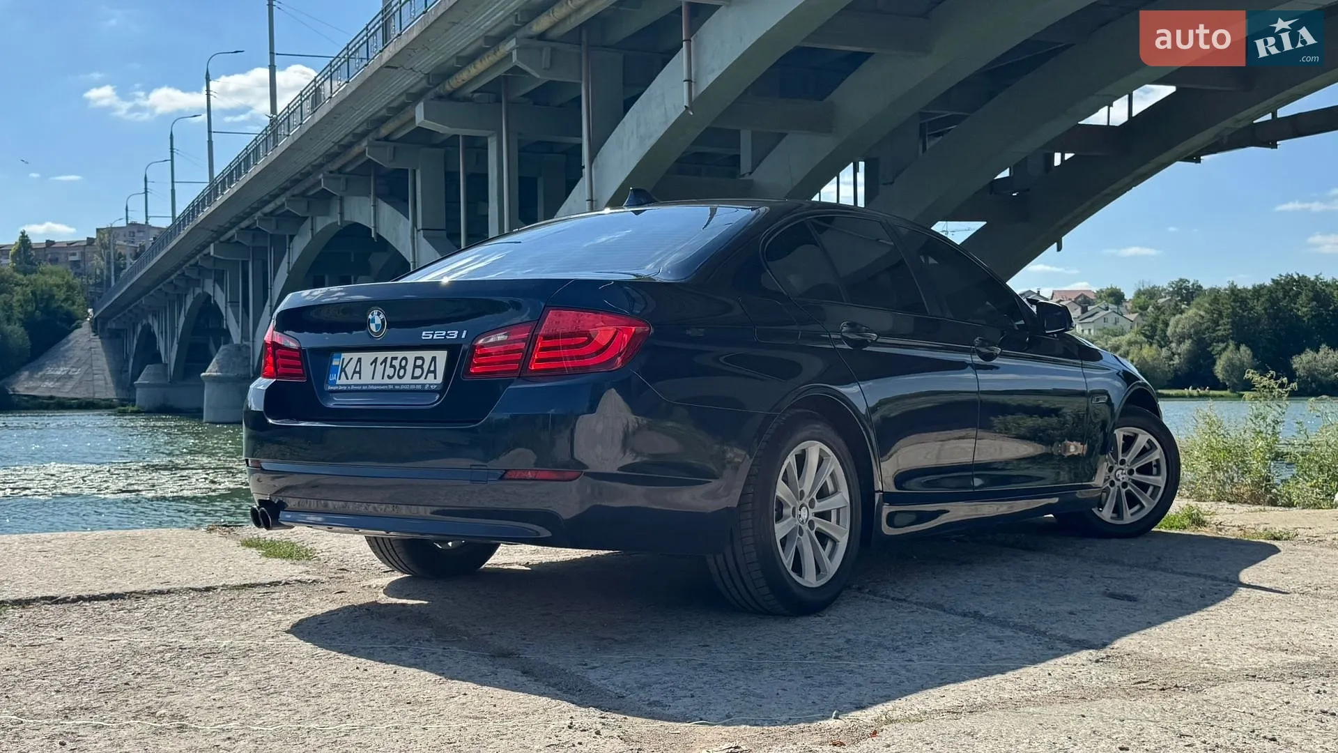2011 BMW 5er - мініатюра 8