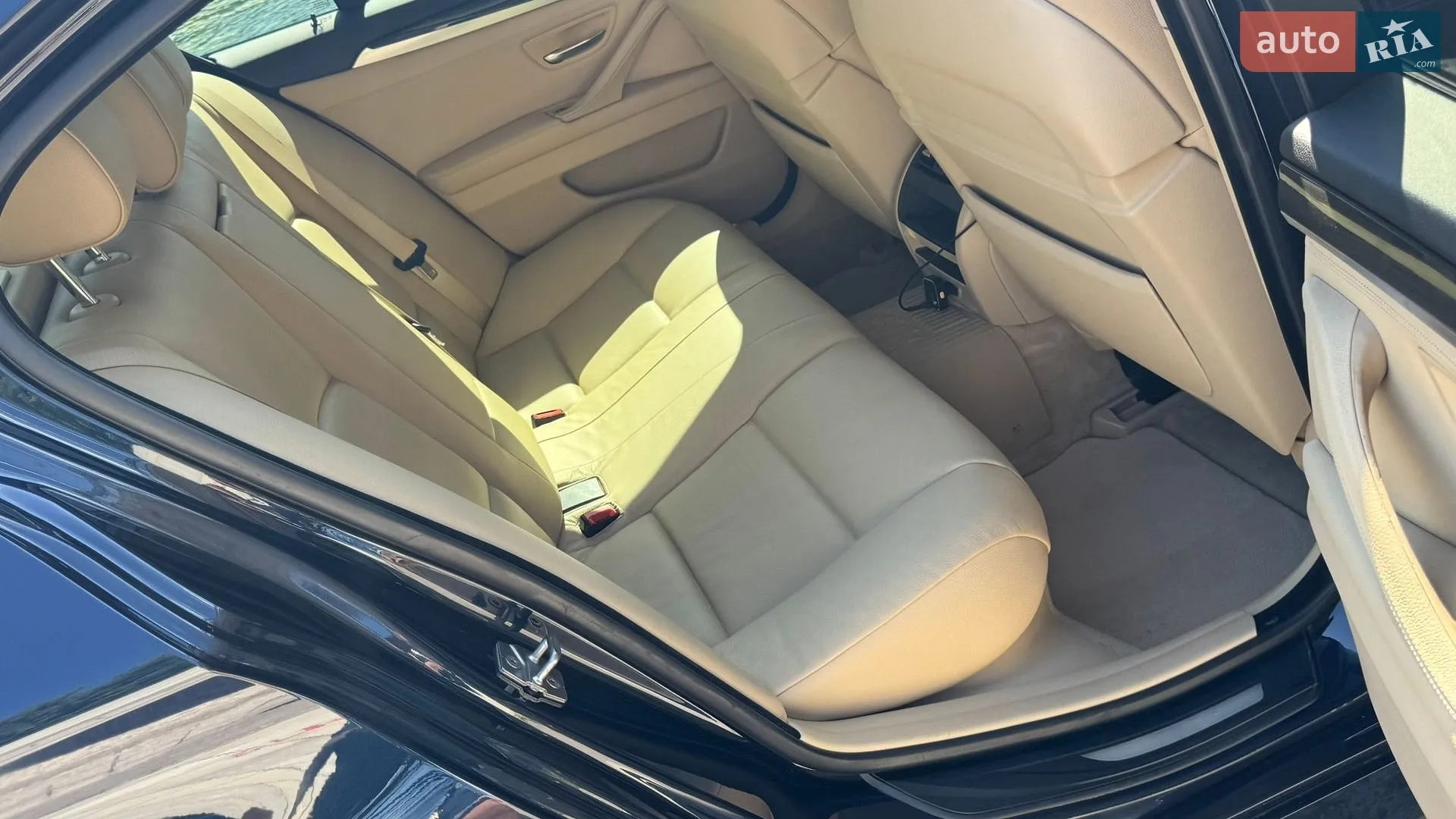 2011 BMW 5er - мініатюра 26