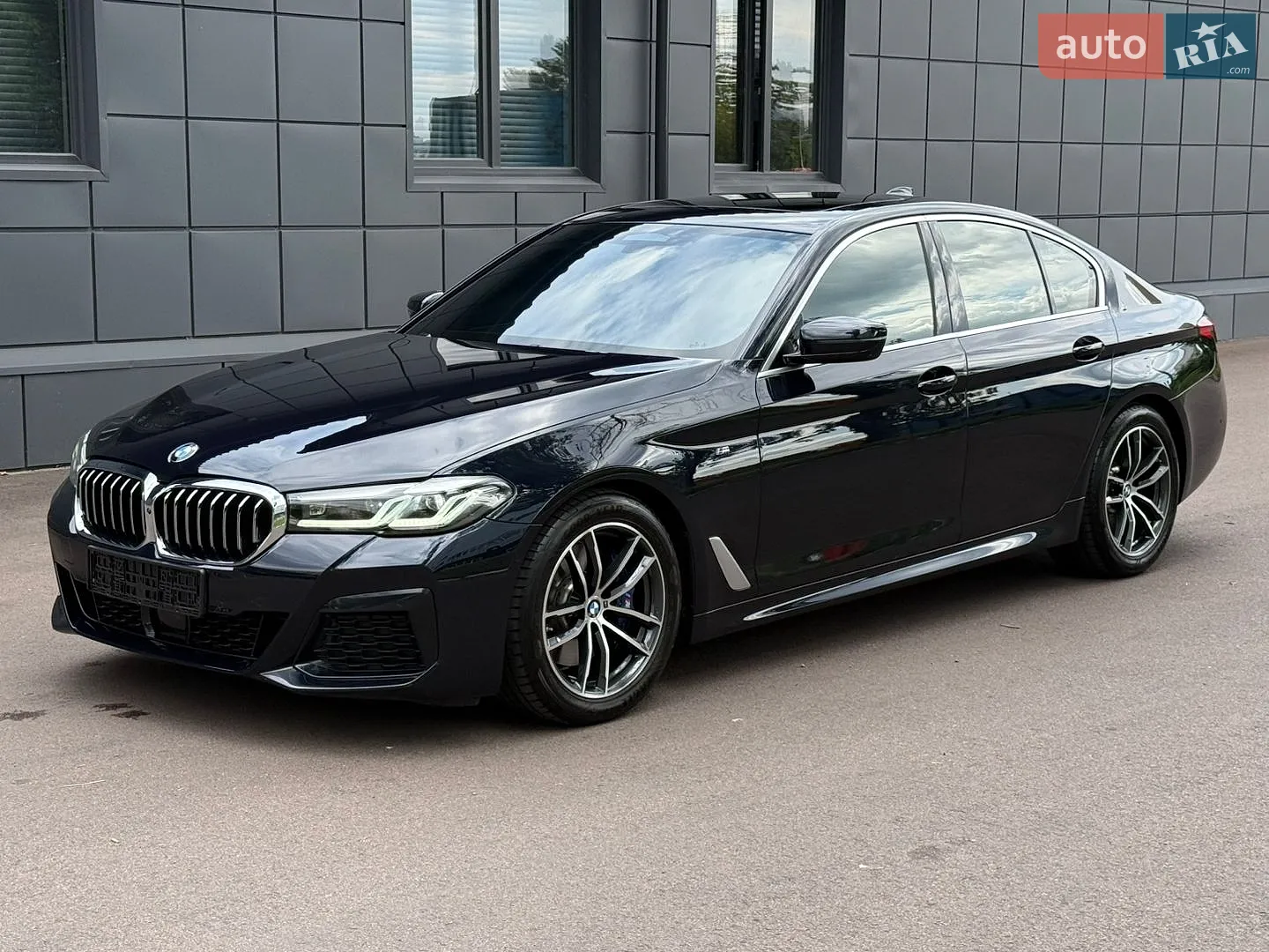 2023 BMW 5er - мініатюра 3