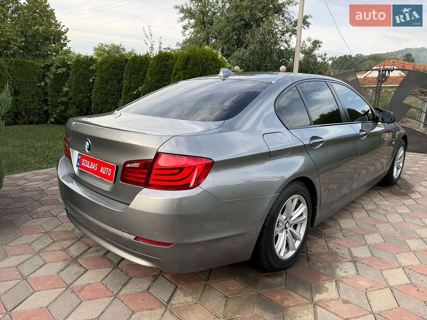 2011 BMW 5er - мініатюра 5