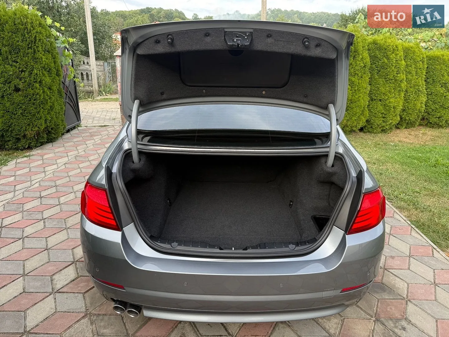 2011 BMW 5er - мініатюра 28