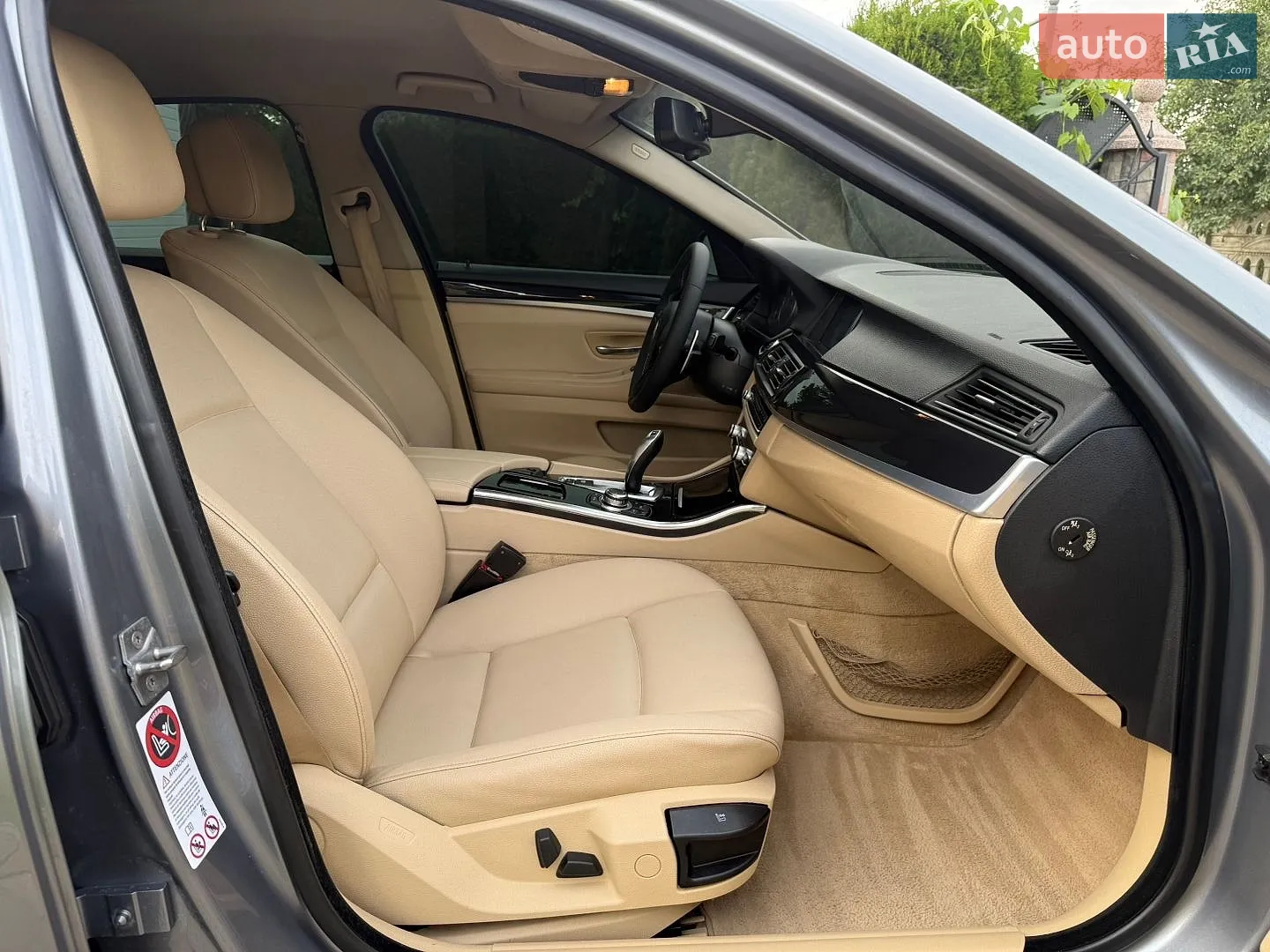 2011 BMW 5er - мініатюра 32