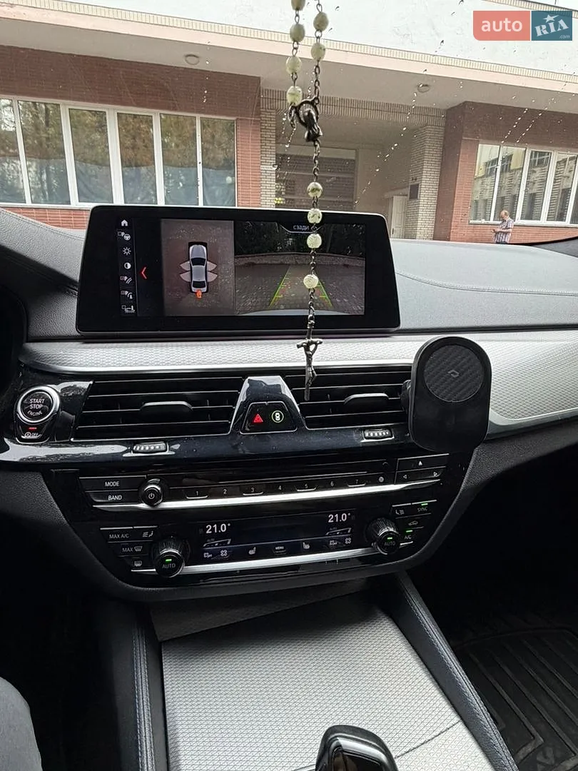 2017 BMW 5er - мініатюра 23