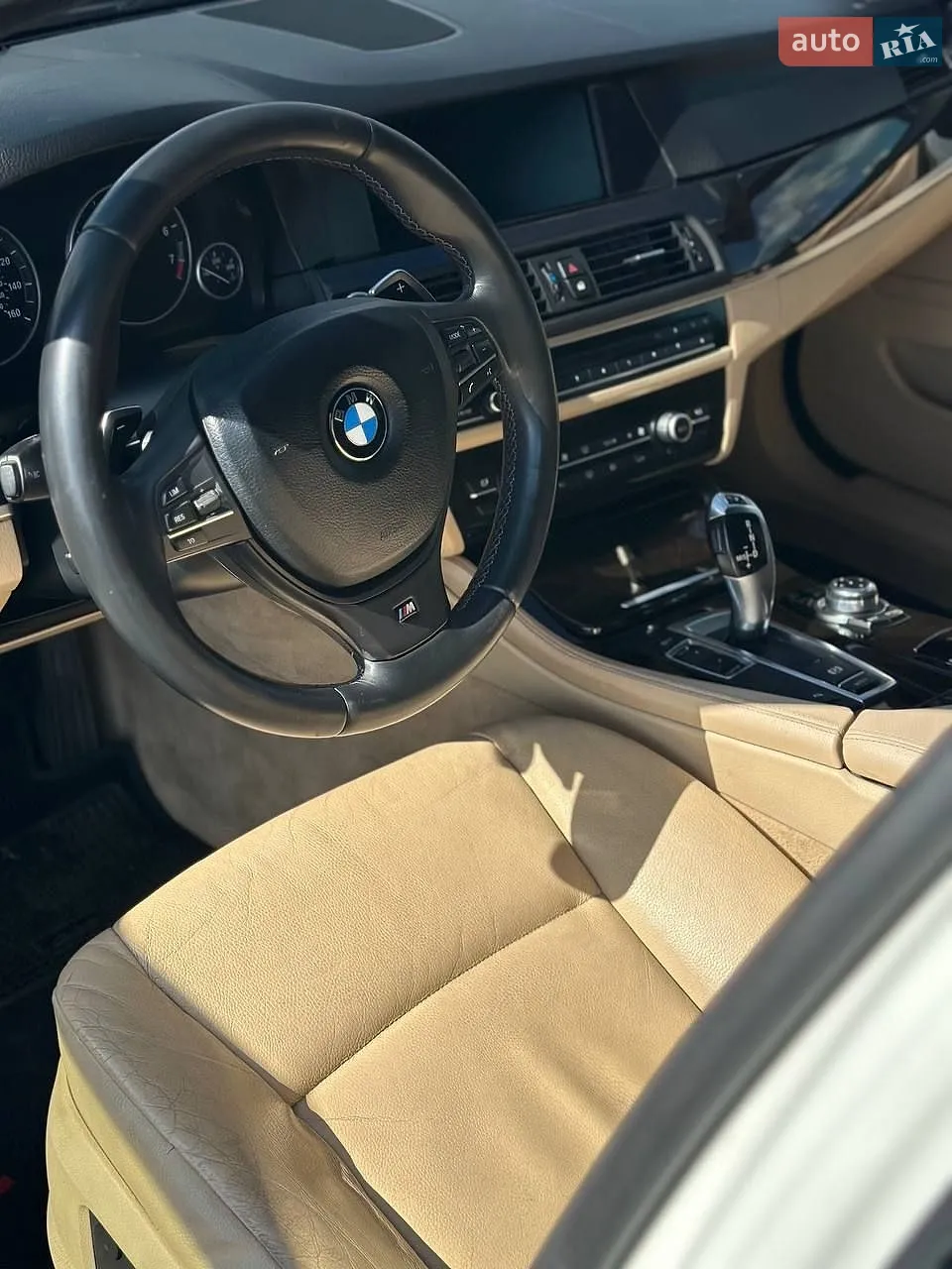2011 BMW 5er - мініатюра 8