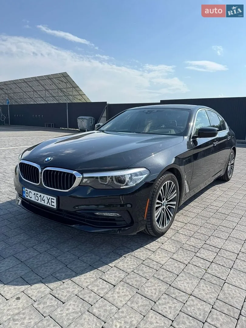 2017 BMW 5er - фото 1