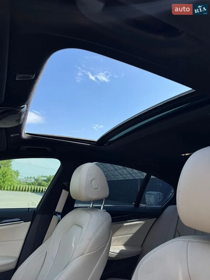 2017 BMW 5er - мініатюра 19