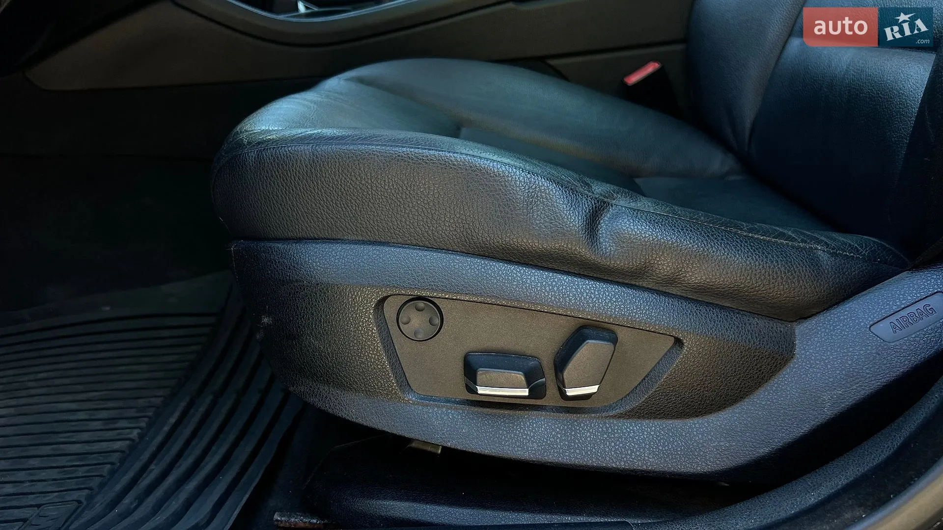2012 BMW 5er - мініатюра 22