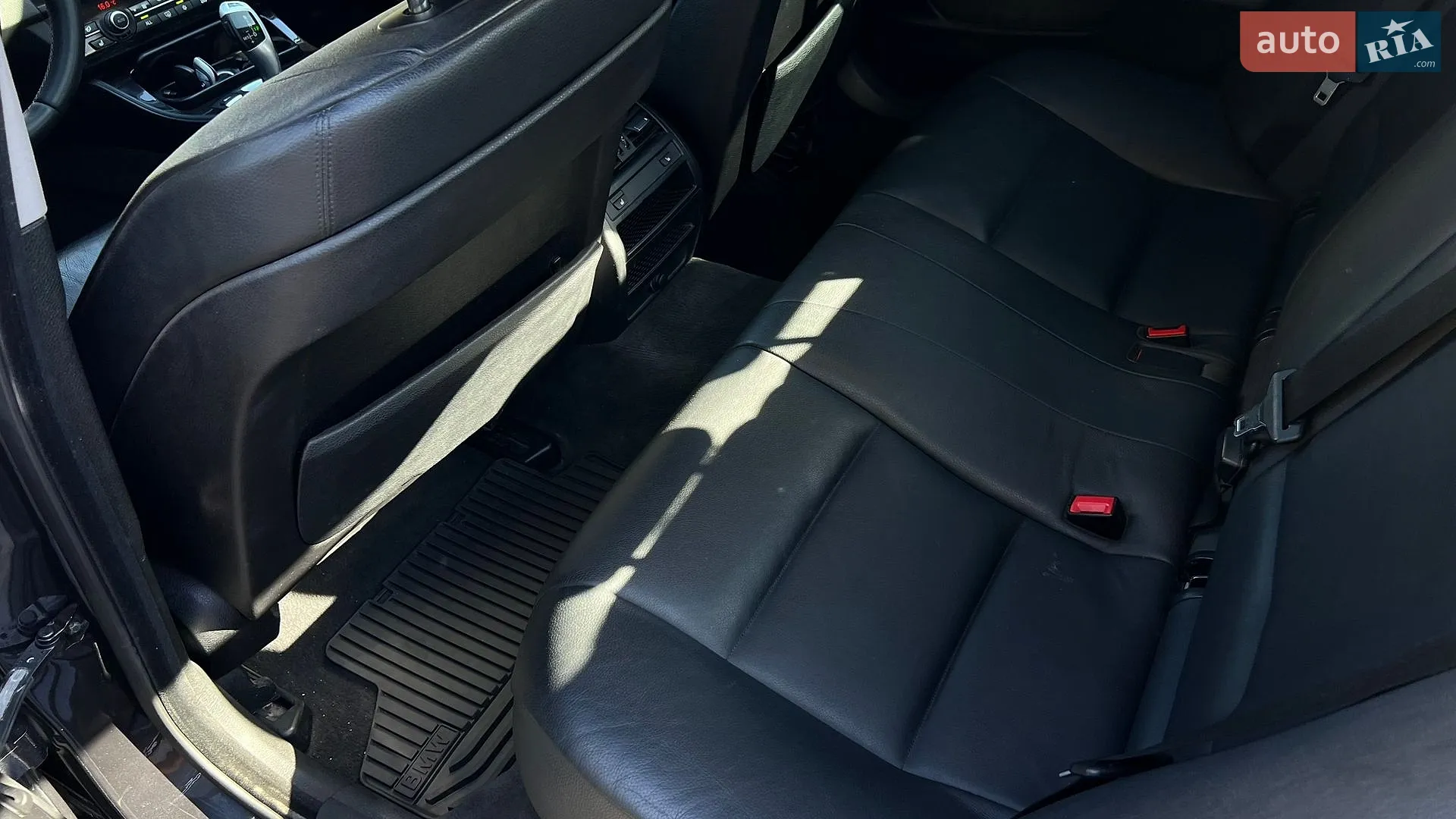 2012 BMW 5er - мініатюра 26