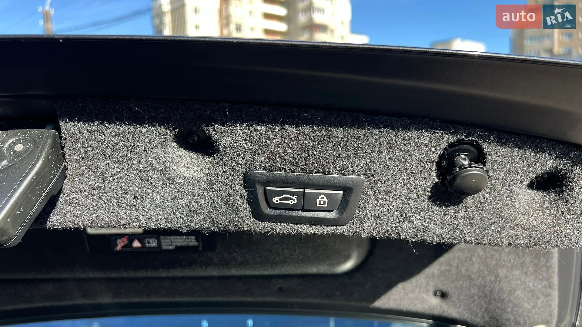 2012 BMW 5er - мініатюра 32
