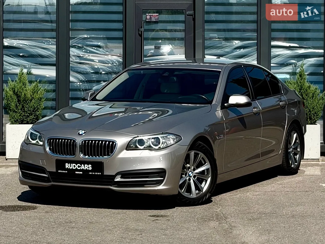 2016 BMW 5er - мініатюра 15
