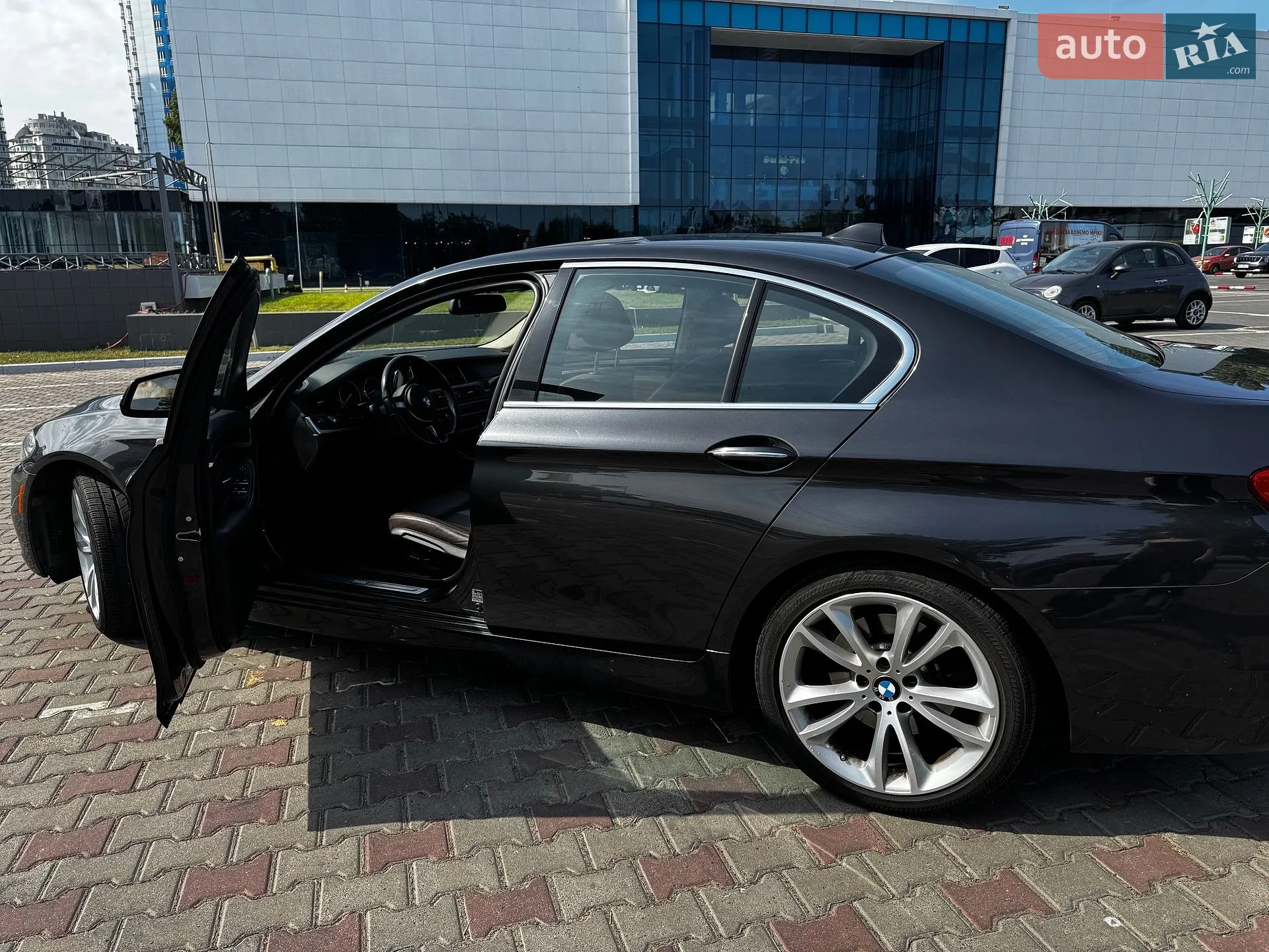 2015 BMW 5er - мініатюра 5