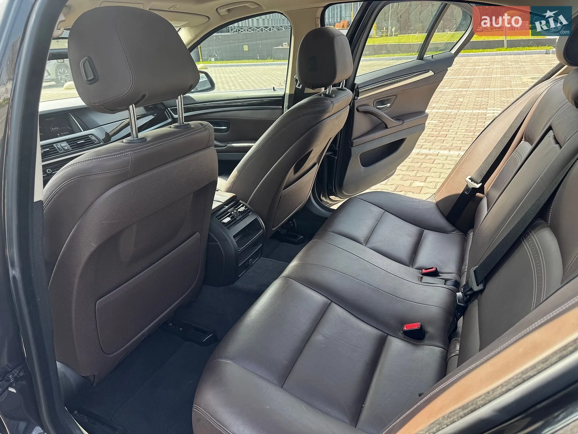 2015 BMW 5er - мініатюра 10