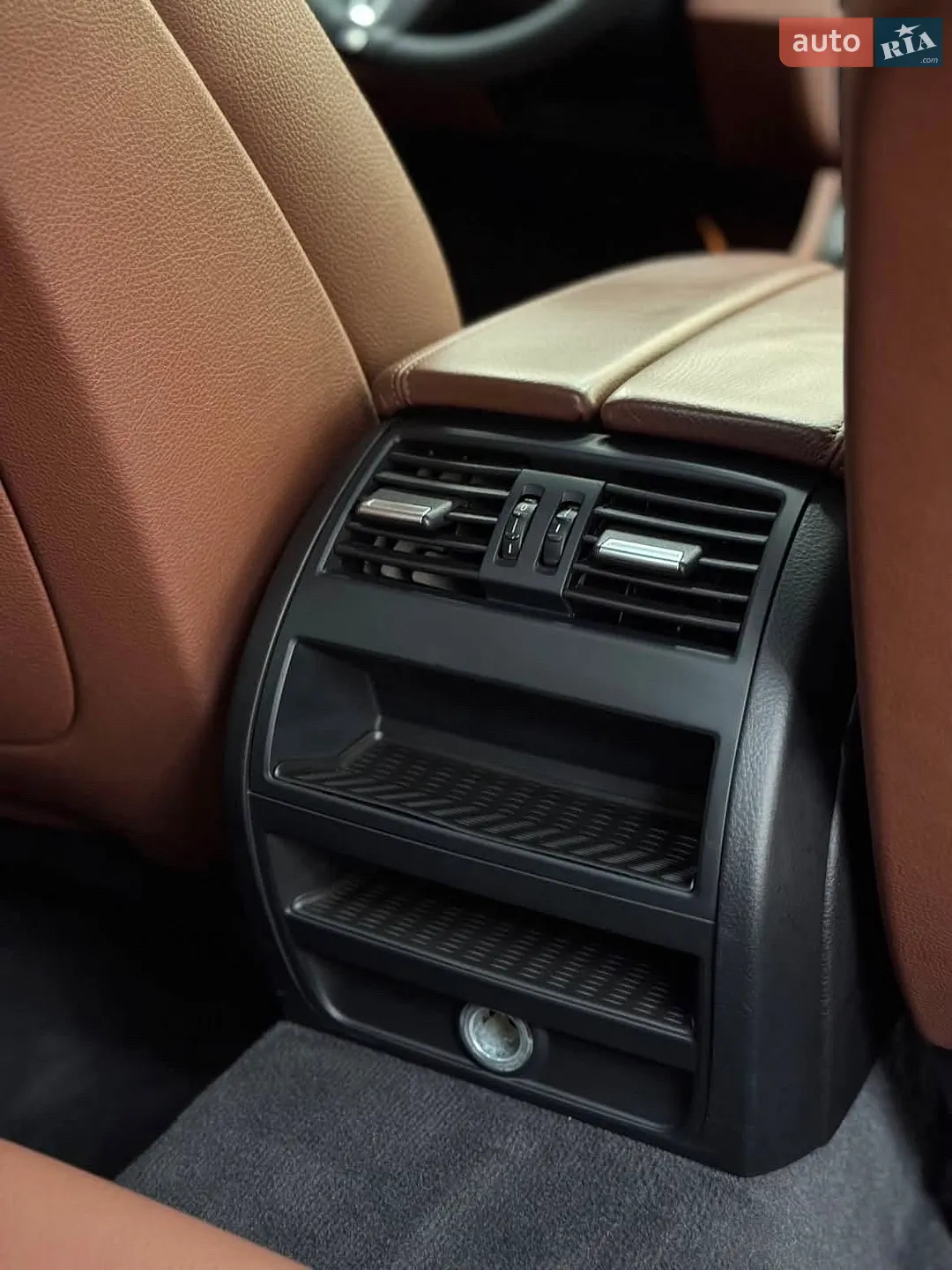 2013 BMW 5er - мініатюра 12