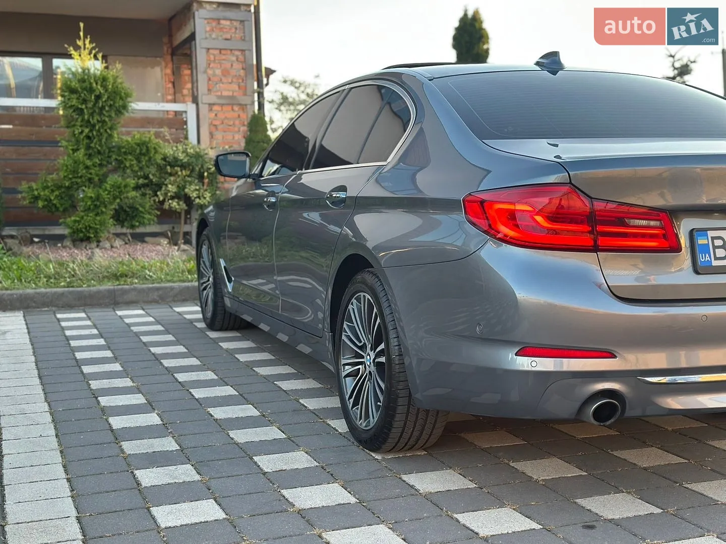 2017 BMW 5er - мініатюра 22