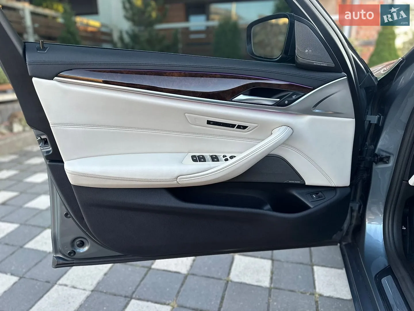 2017 BMW 5er - мініатюра 25