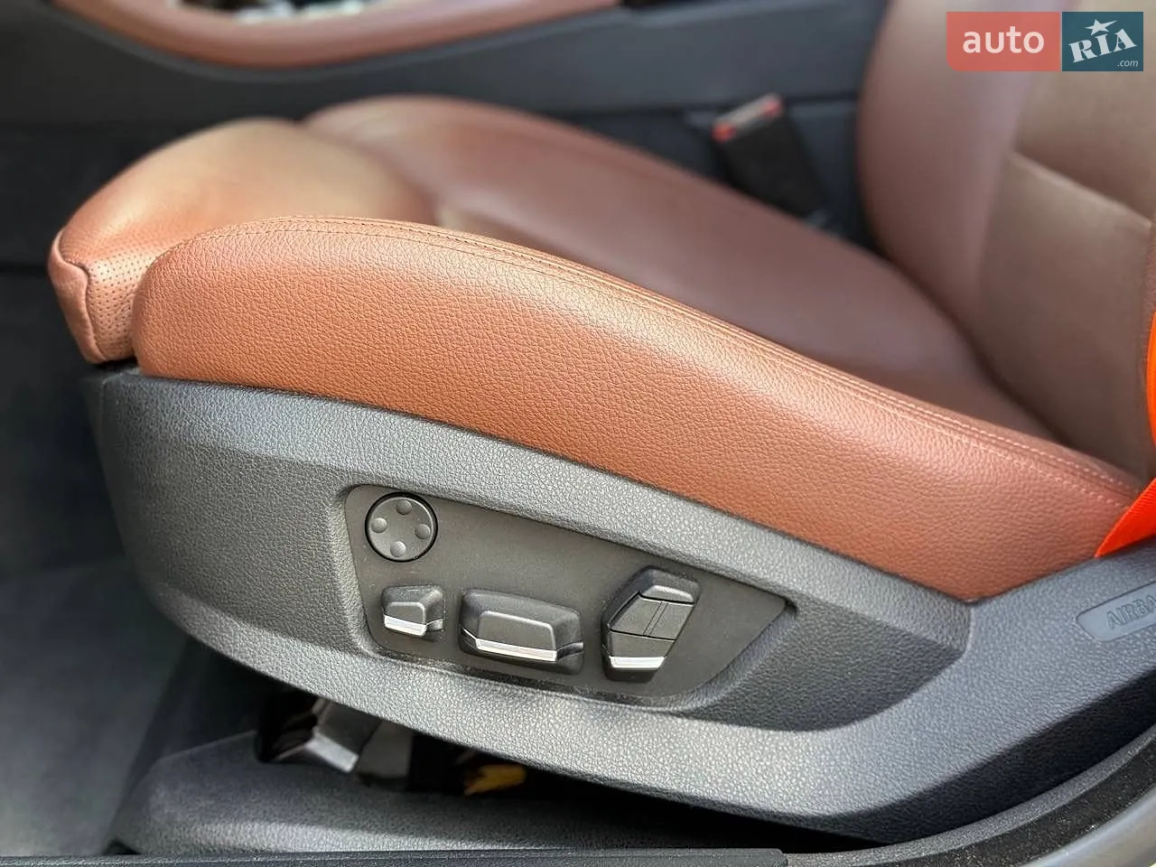 2013 BMW 5er - мініатюра 22