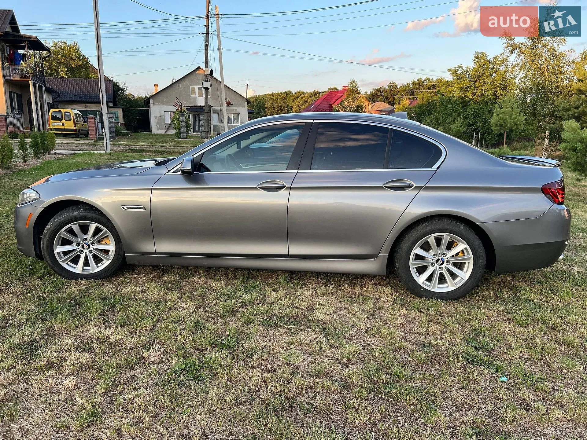 2013 BMW 5er - мініатюра 2