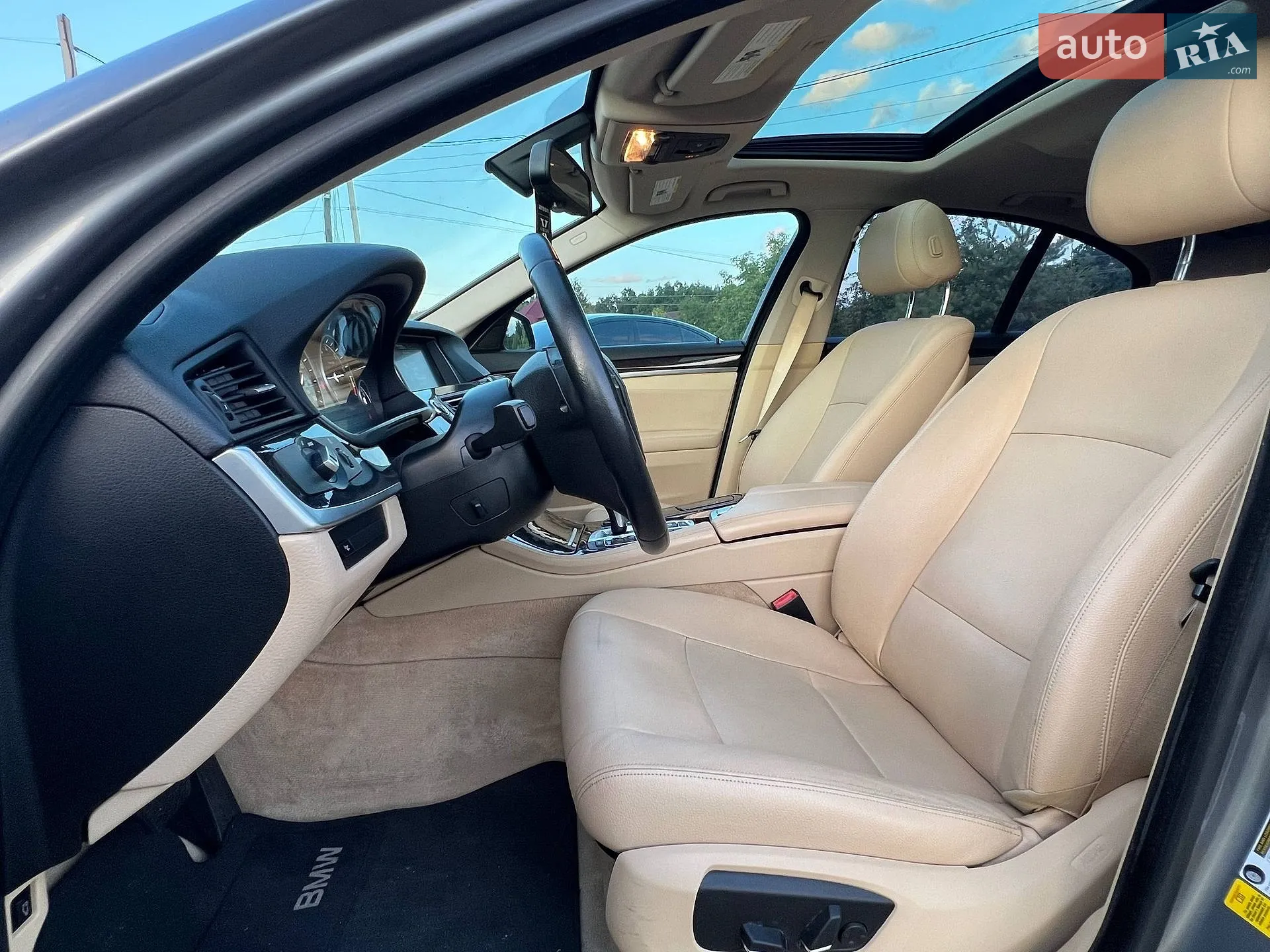 2013 BMW 5er - мініатюра 9