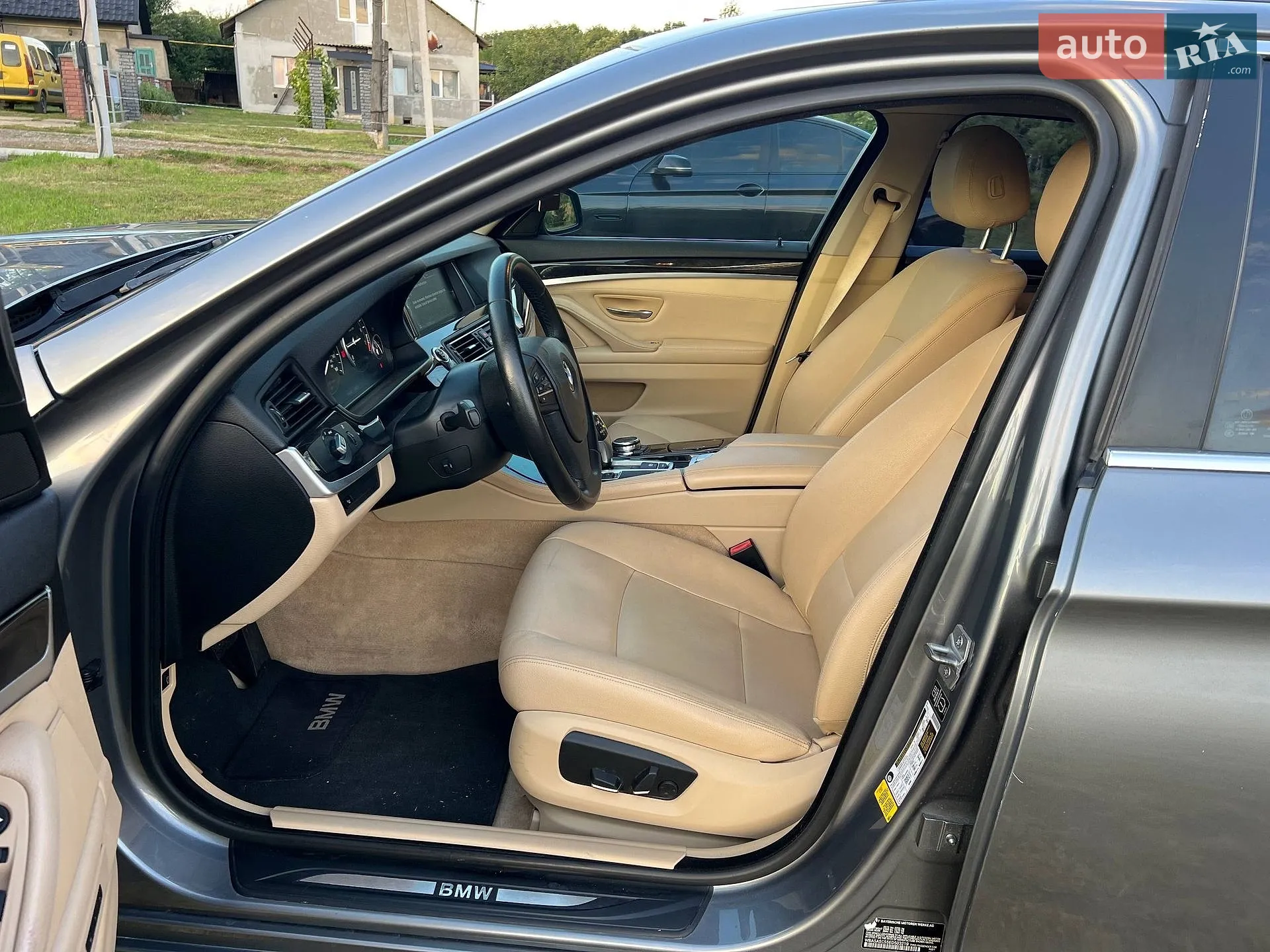 2013 BMW 5er - мініатюра 10