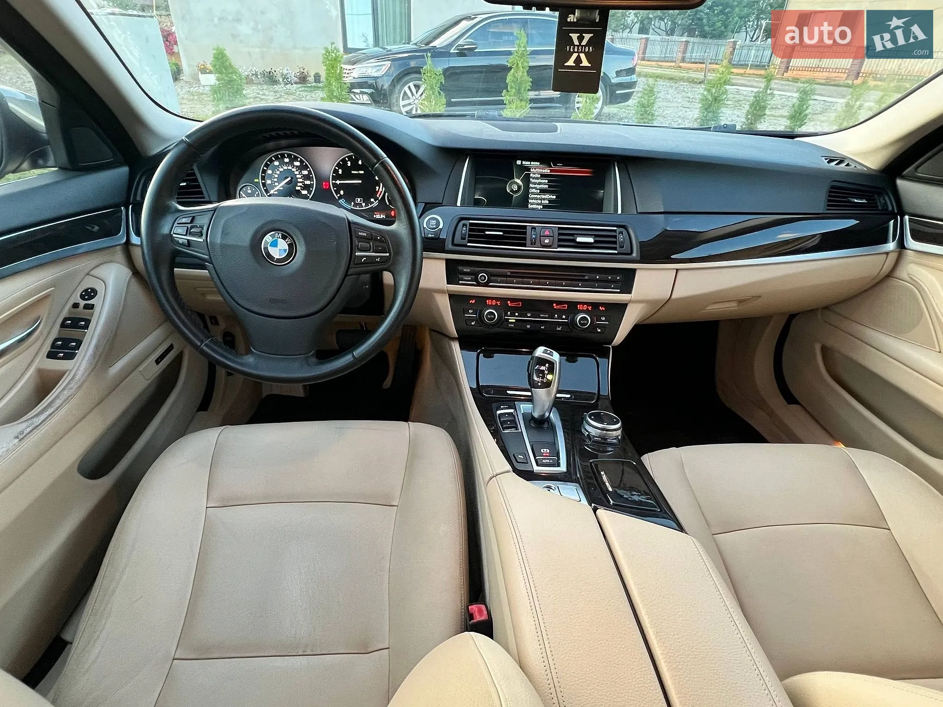 2013 BMW 5er - мініатюра 11