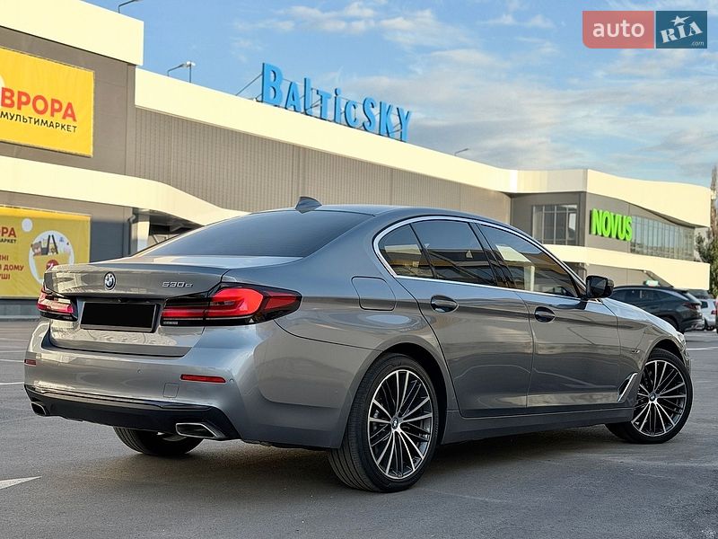 Седан BMW 5 Series 2022 в Киеве фото 3 Седан BMW 5 Series 2022 в Киеве