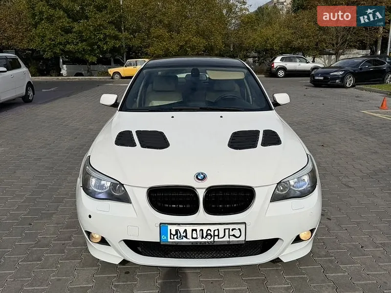 BMW 5 Series 2004