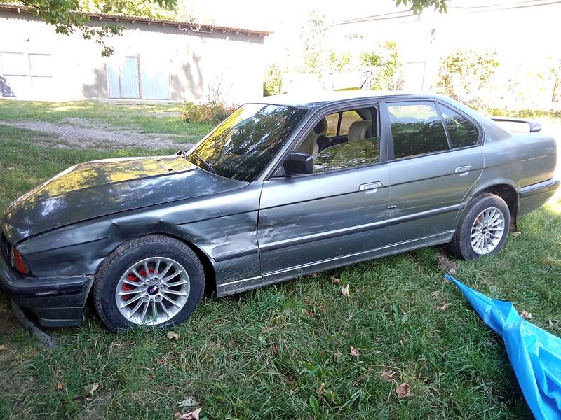 BMW 518 e34