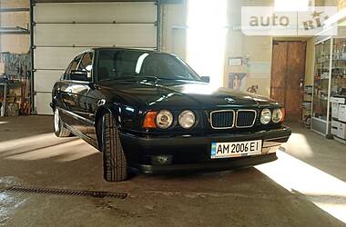 Седан BMW 518 1995 в Житомирі