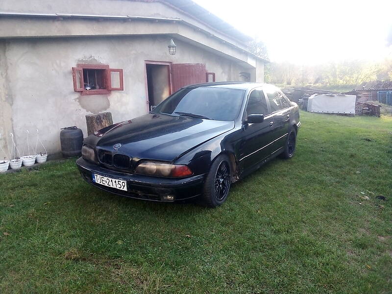 BMW 520