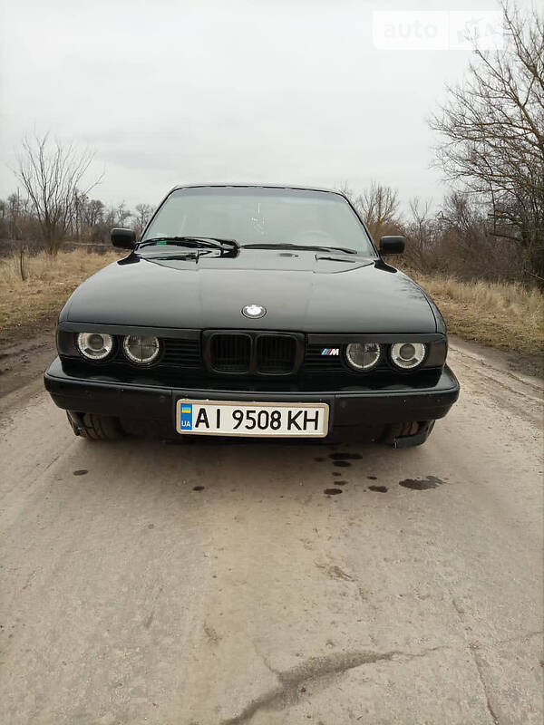 BMW 525