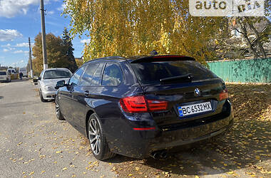 Унiверсал BMW 530 2013 в Києві