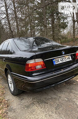 Седан BMW 530 2003 в Ровно