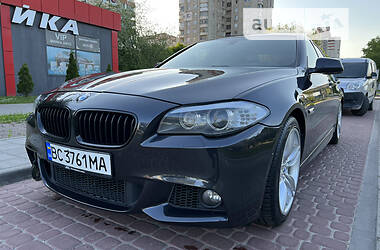Седан BMW 535 2013 в Львове