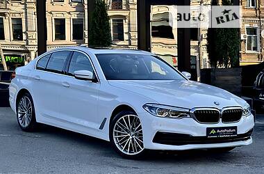 Седан BMW 540 2020 в Києві