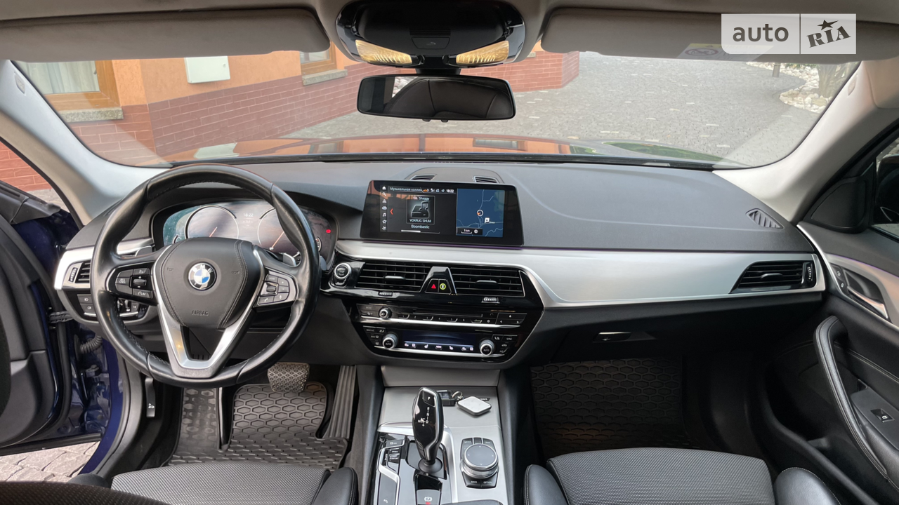 2017 BMW 5er - мініатюра 15