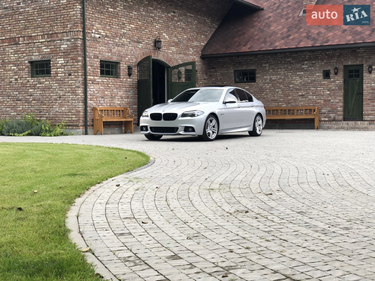 2016 BMW 5er - мініатюра 21