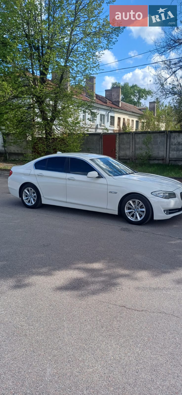 2012 BMW 5er - мініатюра 11