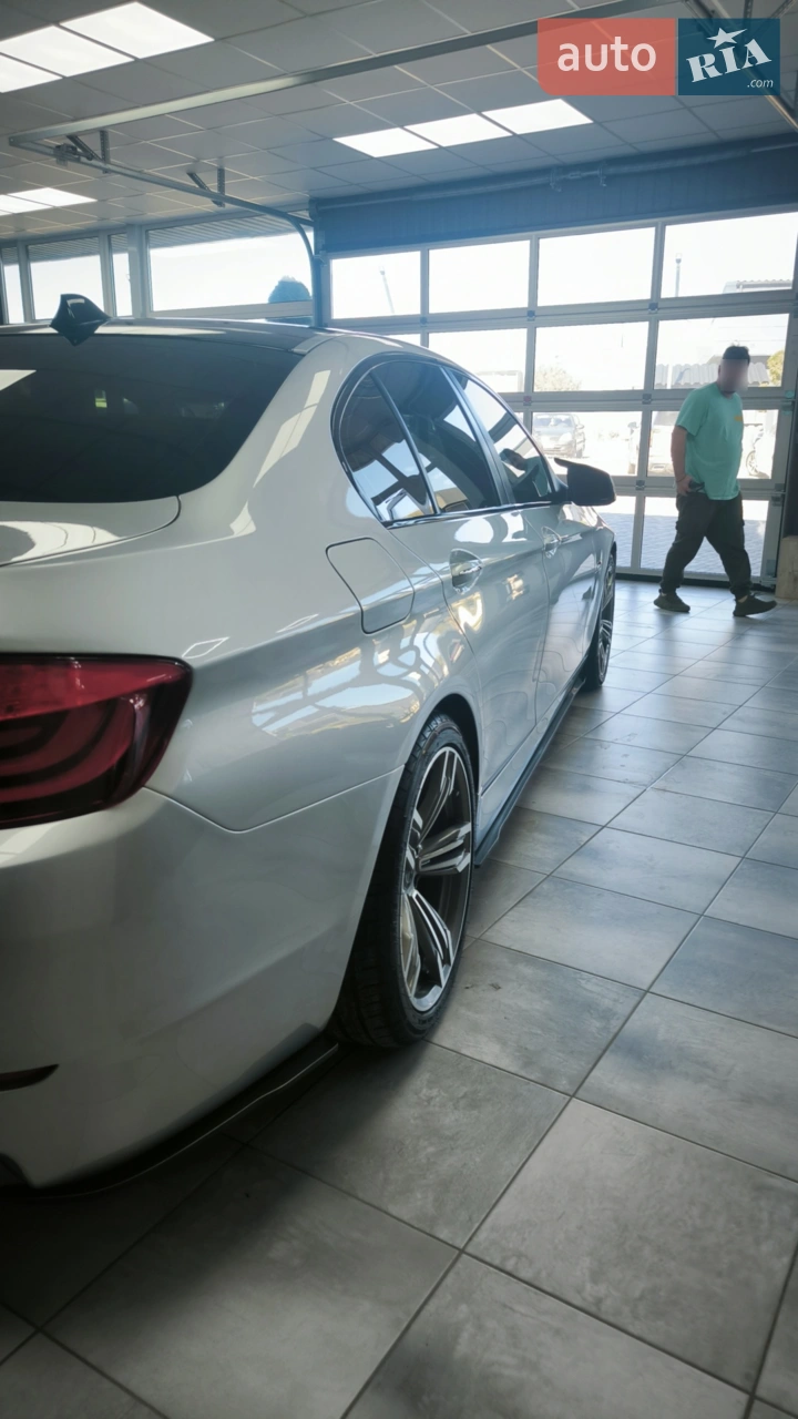 2010 BMW 5er - мініатюра 31