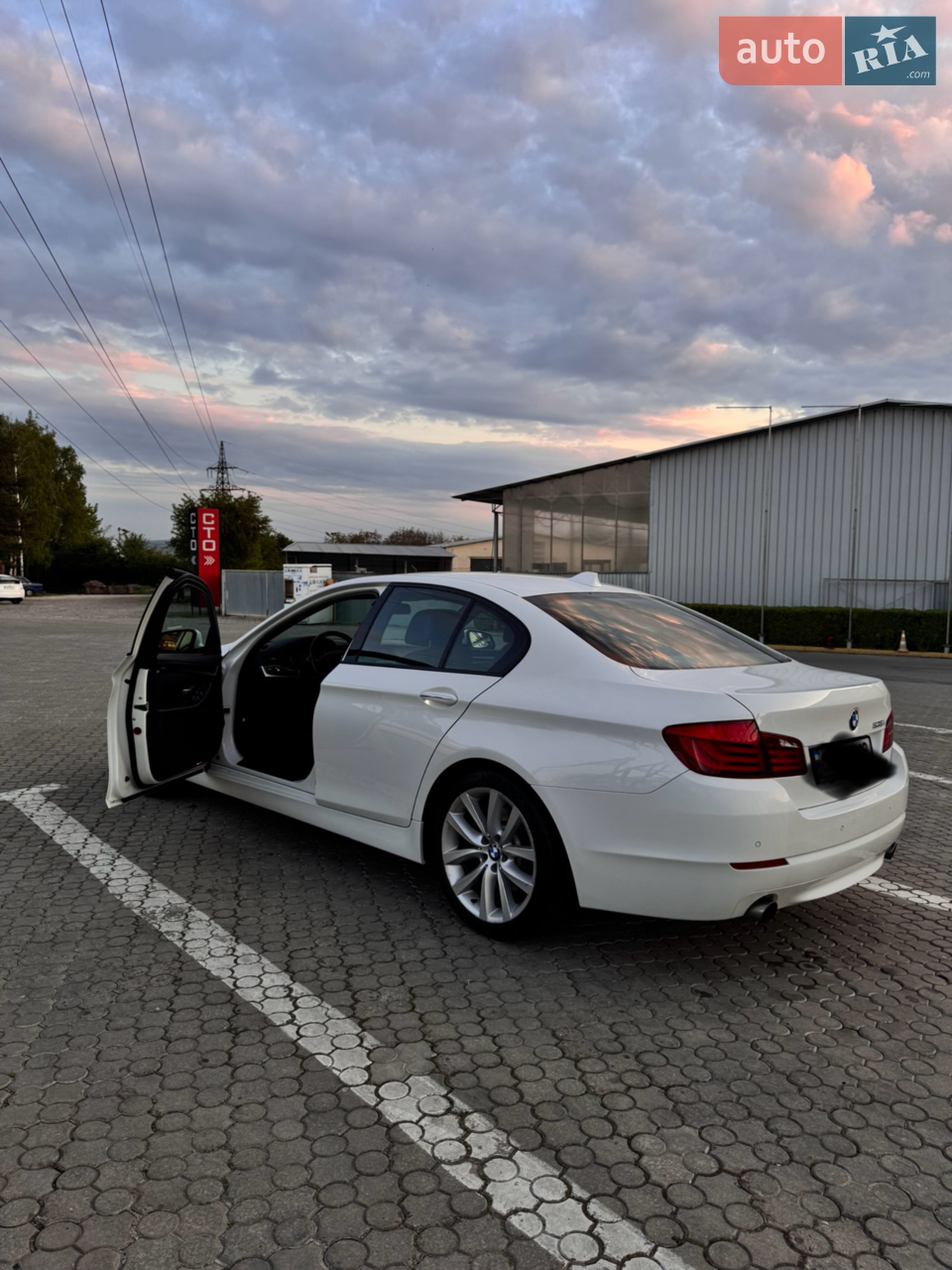 2011 BMW 5er - мініатюра 31