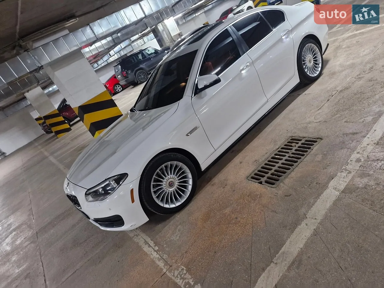 2014 BMW 5er - мініатюра 18
