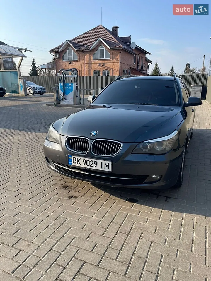 2010 BMW 5er - мініатюра 23