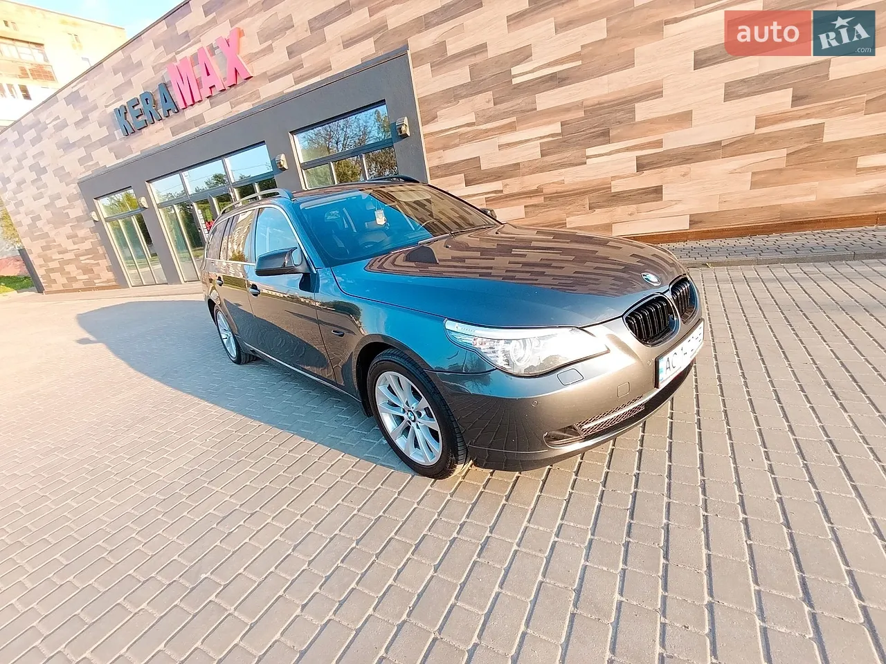 2010 BMW 5er - мініатюра 23