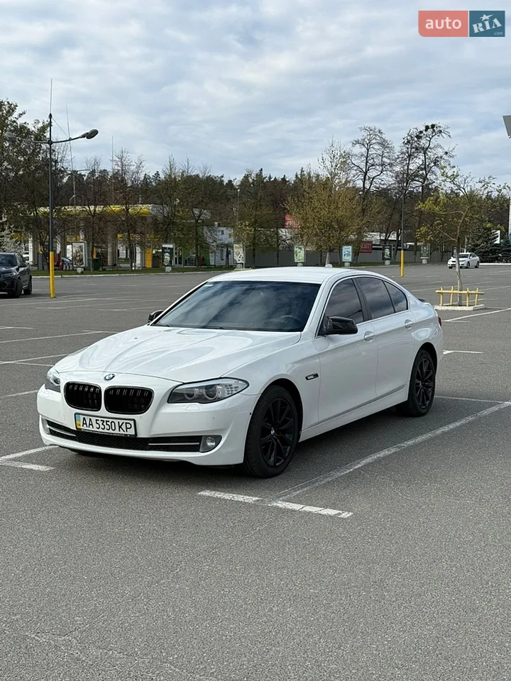 2011 BMW 5er - мініатюра 111