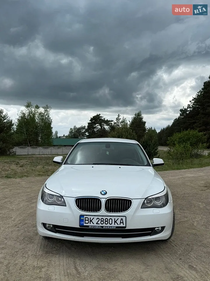 2011 BMW 5er - мініатюра 22