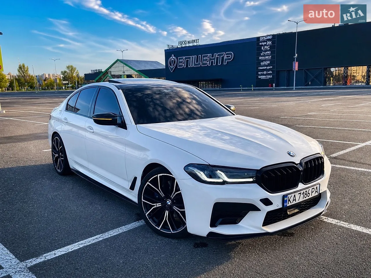 2020 BMW 5er - мініатюра 20