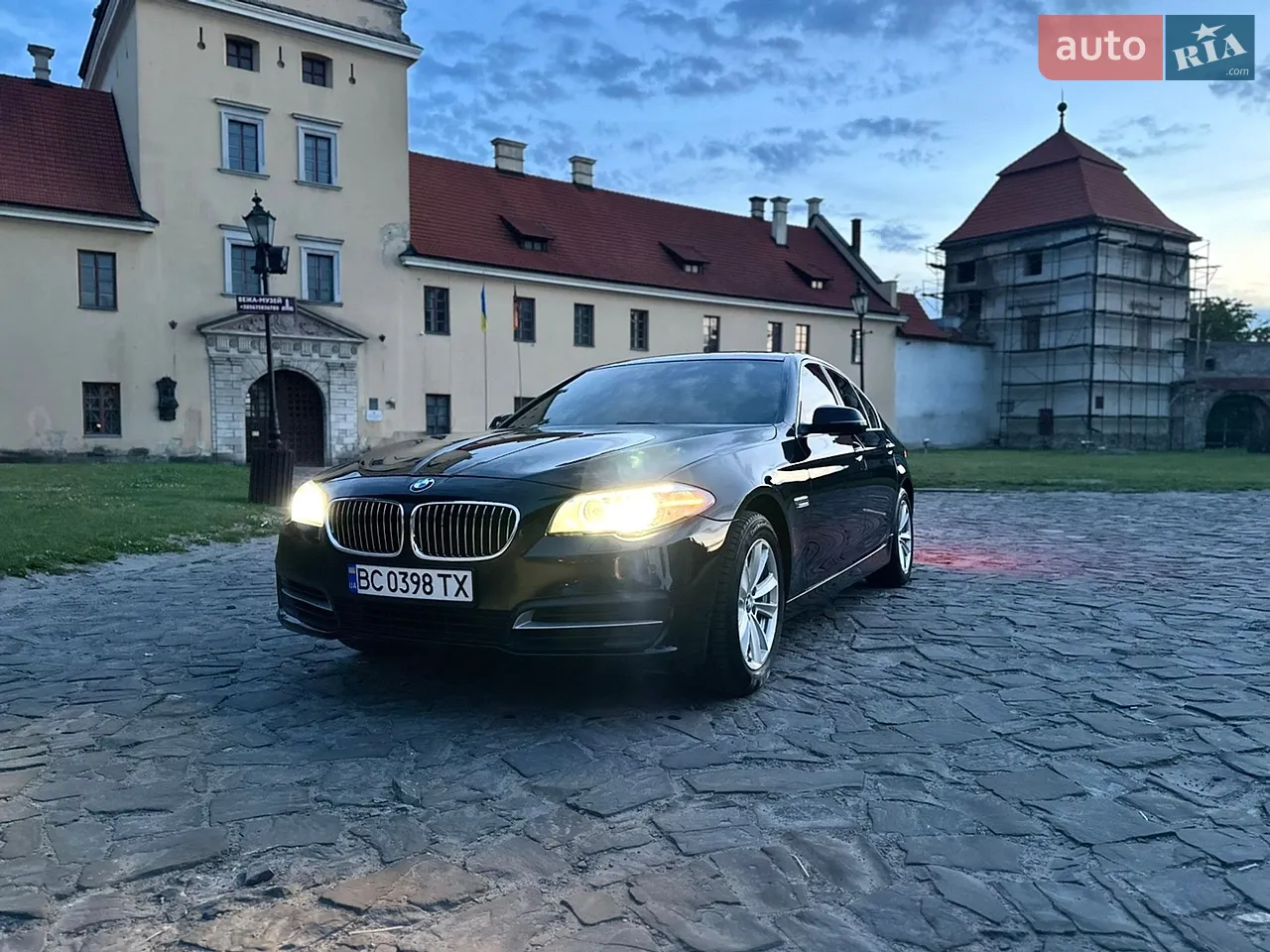 2013 BMW 5er - мініатюра 12
