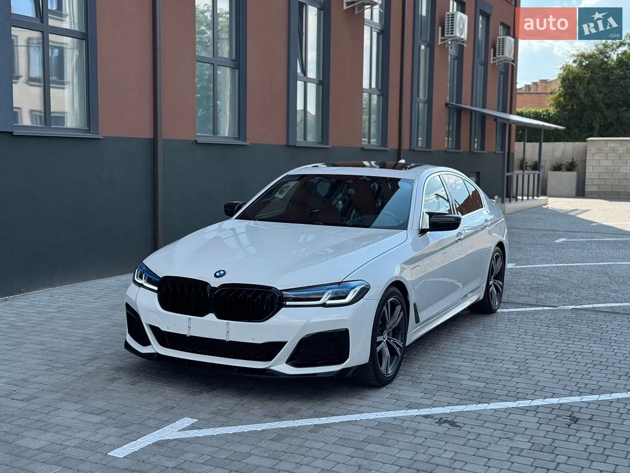2017 BMW 5er - мініатюра 33