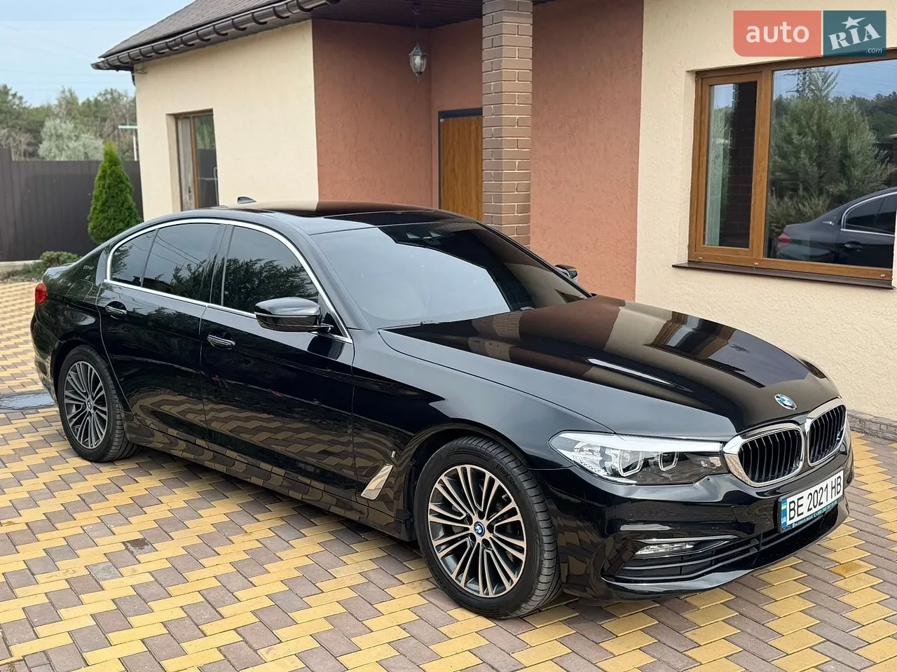 2017 BMW 5er - мініатюра 18