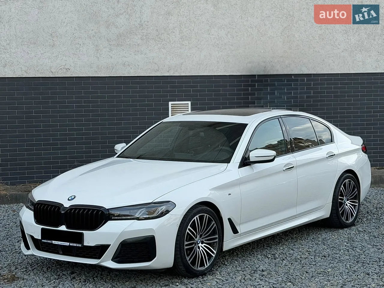 2017 BMW 5er - мініатюра 26